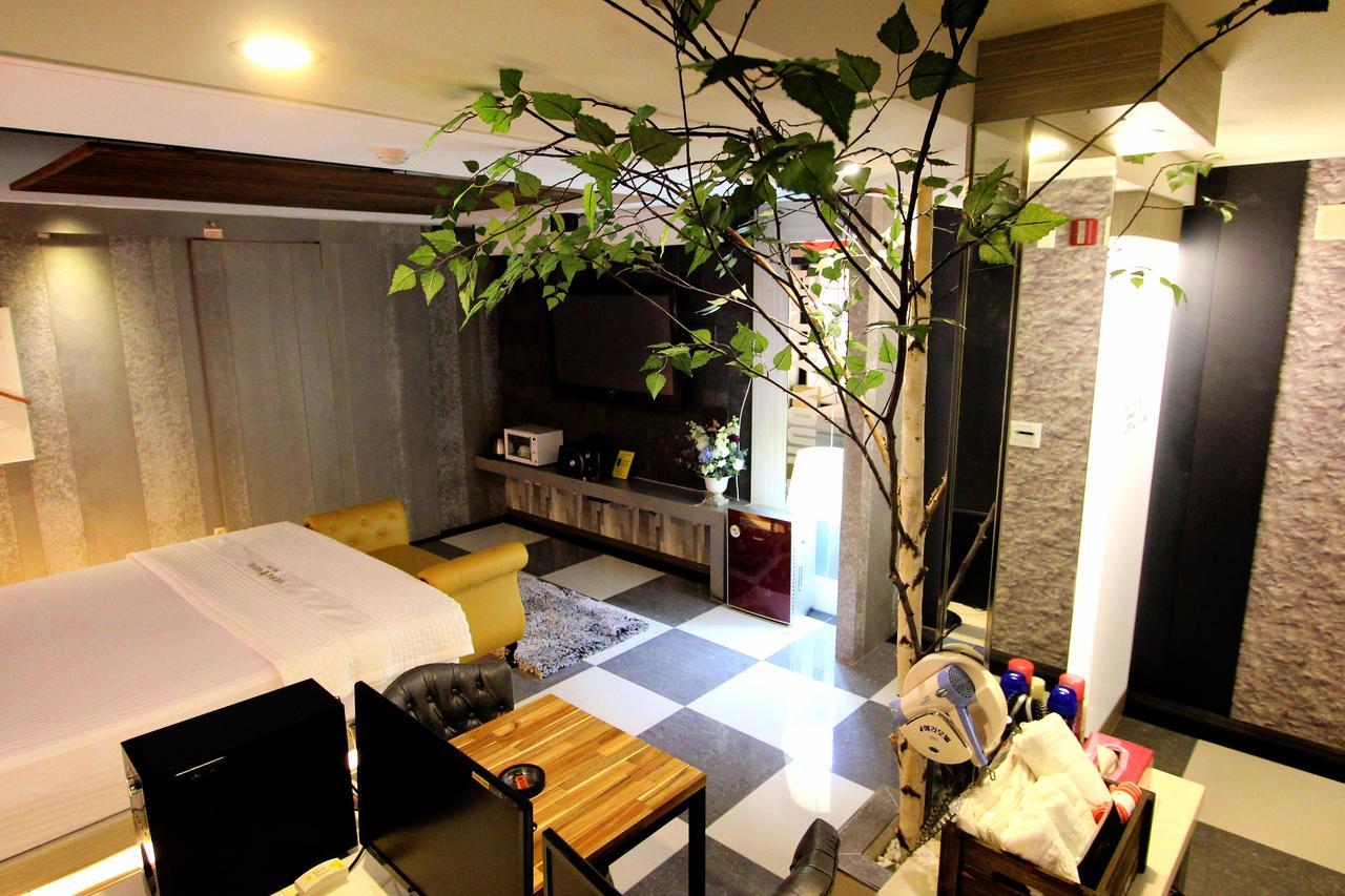 โรงแรมเฮรา แทกู ภายนอก รูปภาพ