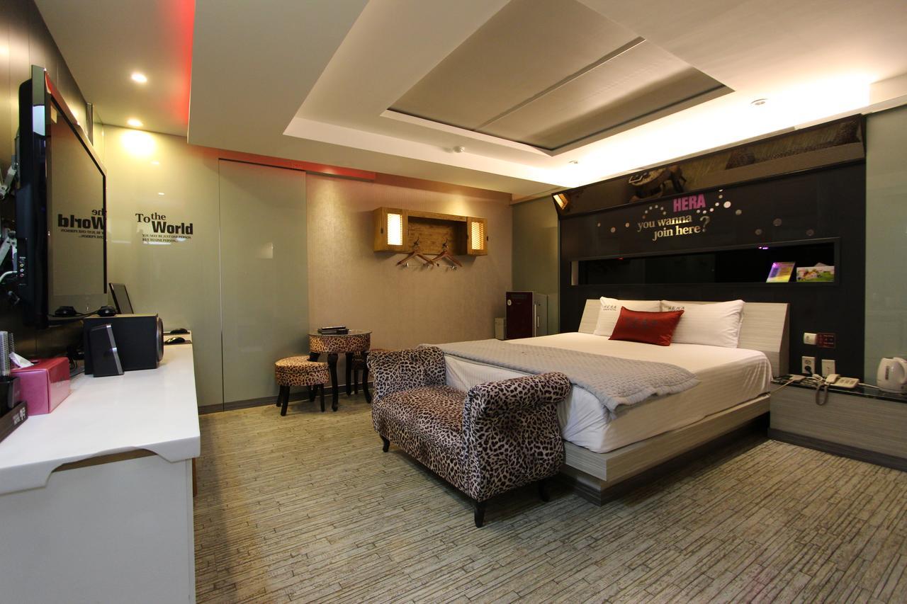 โรงแรมเฮรา แทกู ภายนอก รูปภาพ
